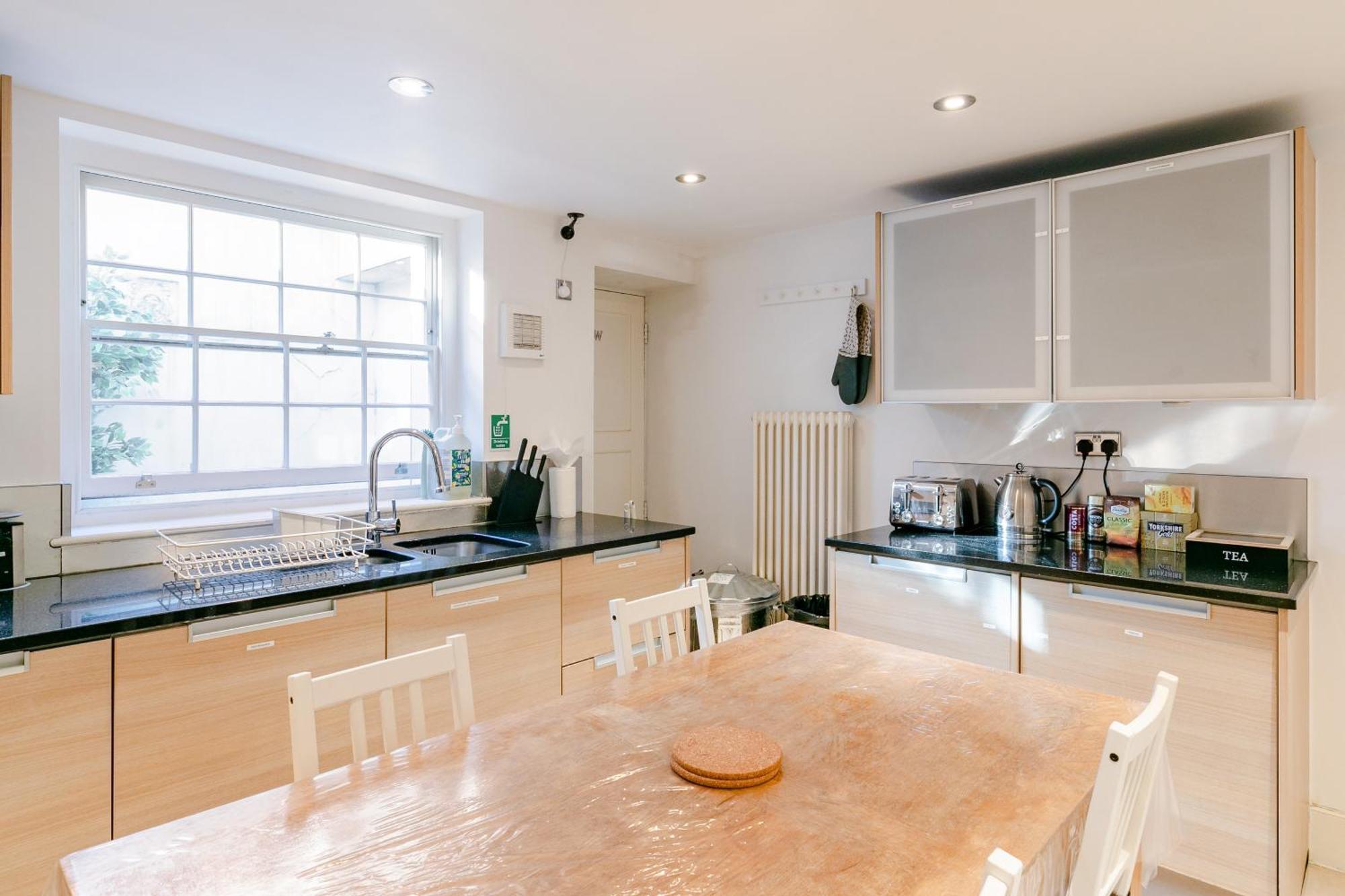 Accommodatie bij particulieren 193vbr With Shared Bathrooms Londen